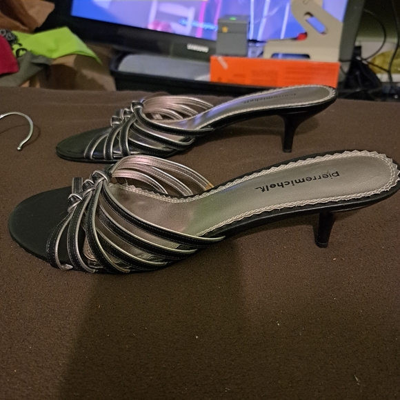 Pierre Michel Women's Heels - Picture 5 of 11